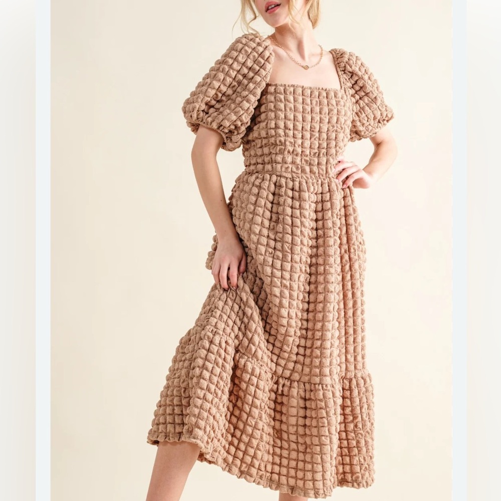 SIMPLY SOUTHERN | Square Neck Puff Maxi Dress